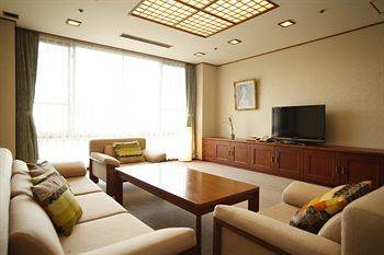 Choraku Ryokan Kōbe Extérieur photo